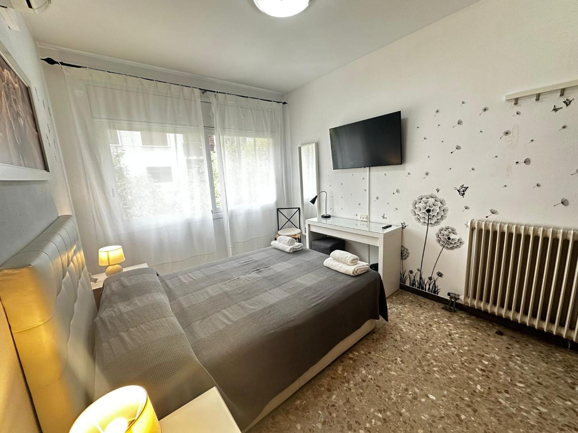 Alojamiento En Sepulveda Bed & Breakfast *