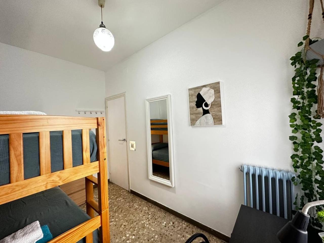Alojamiento En Sepulveda Bed & Breakfast